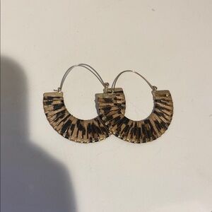 Elegant Gold and Black Hoop Earrings